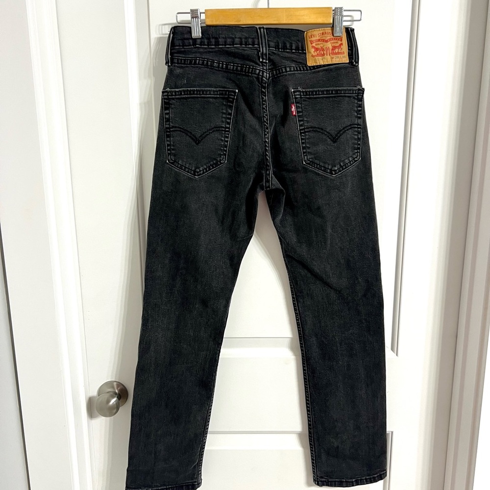 Levi's 🪩 Ledend Lower waist Jeans 🪩Size 28 on tag but good size 26 🪩Skinny Fit